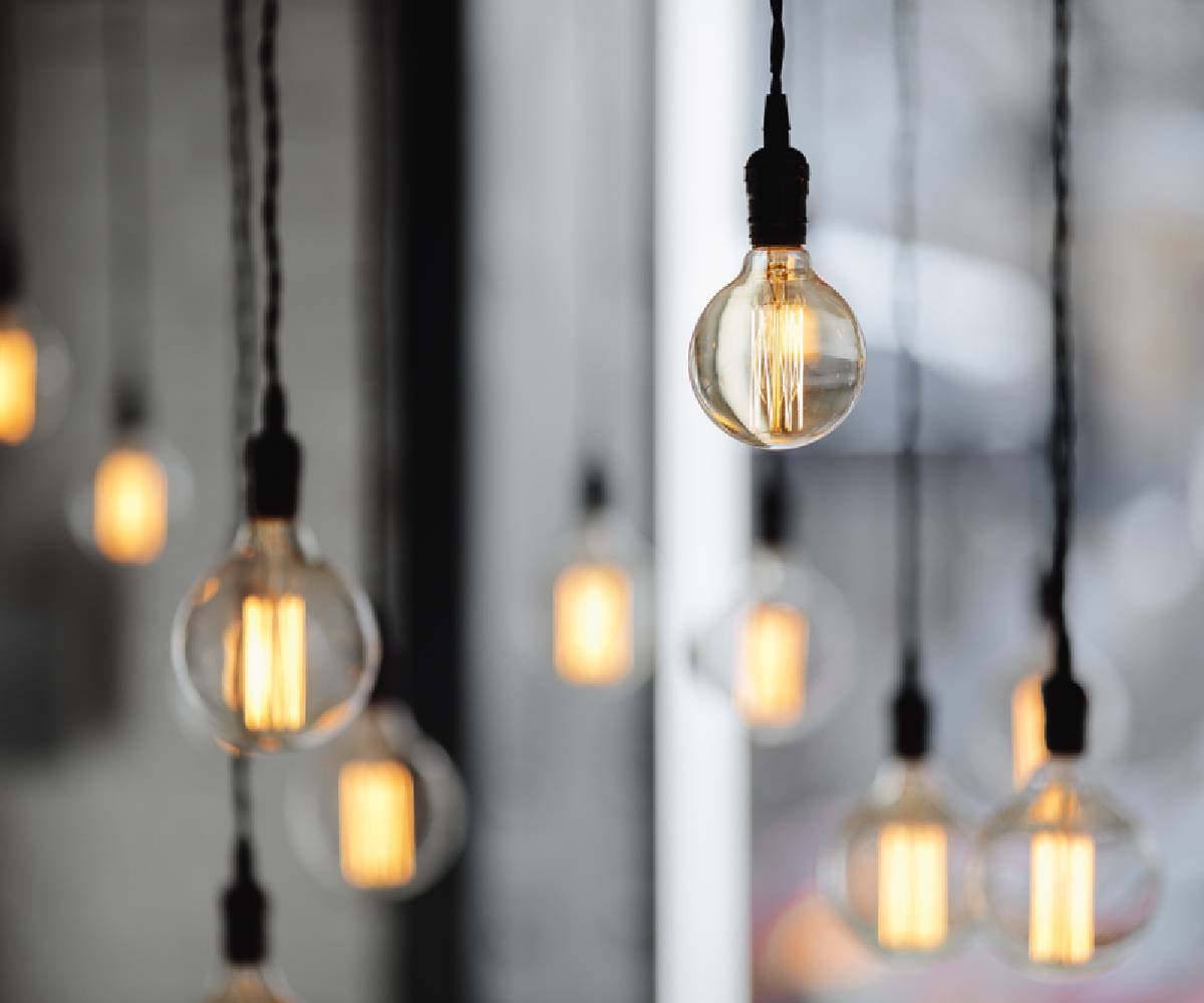 Electrician in Swadlincote and Derbyshire. Electrician in Swadlincote and Derbyshire.